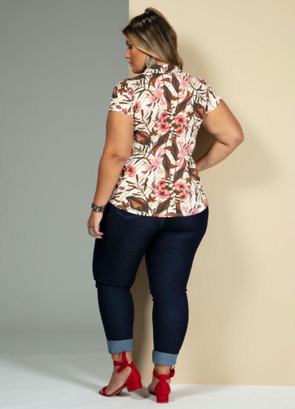 Quintess - Blusa Floral Bege com Barra Italiana nas Mangas 8