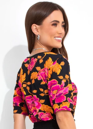 Rosalie - Blusa Floral Escuro em Malha de Viscose - ROSALIE