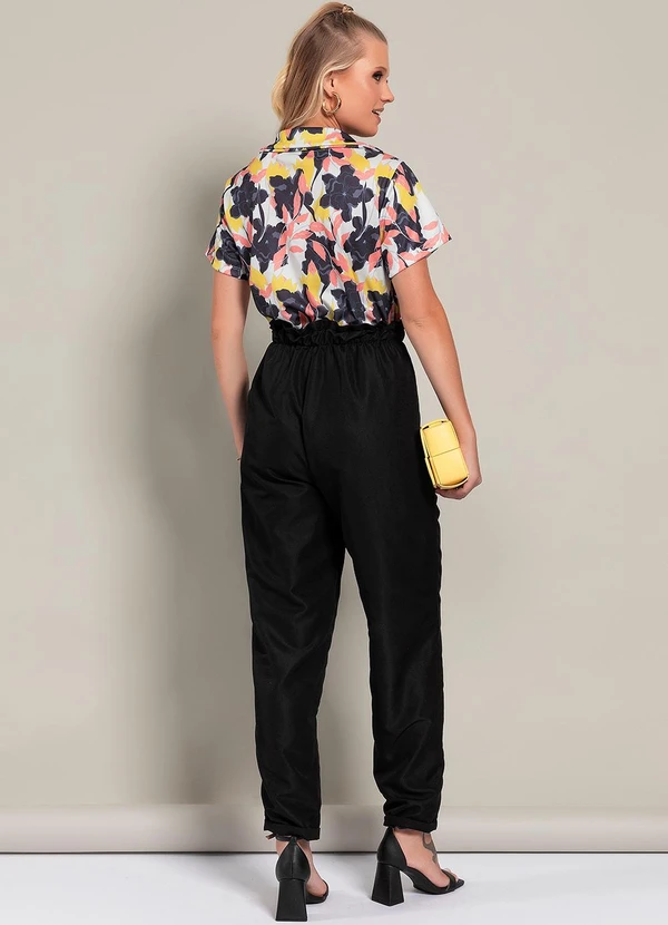 Moda Pop - Blusa Floral Grande em Jersey Acetinado 4