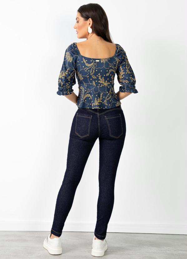 Quintess - Blusa Floral Marinho com Babados