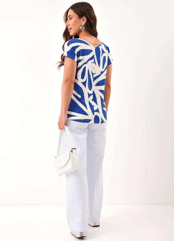 Quintess - Blusa Floral Pincelado em Malha de Viscose 4