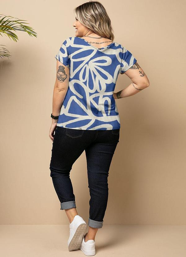 Quintess - Blusa Floral Pincelado em Malha de Viscose 9