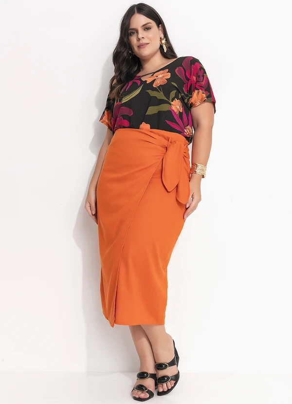 Quintess - Blusa Floral Preto em Malha de Viscose 7