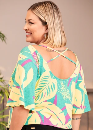Quintess - Blusa Floral Vibrante em Malha de Viscose - QUINTESS