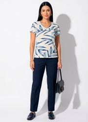 Blusa Folhagem Azul com Decote V e Bolso Frontal