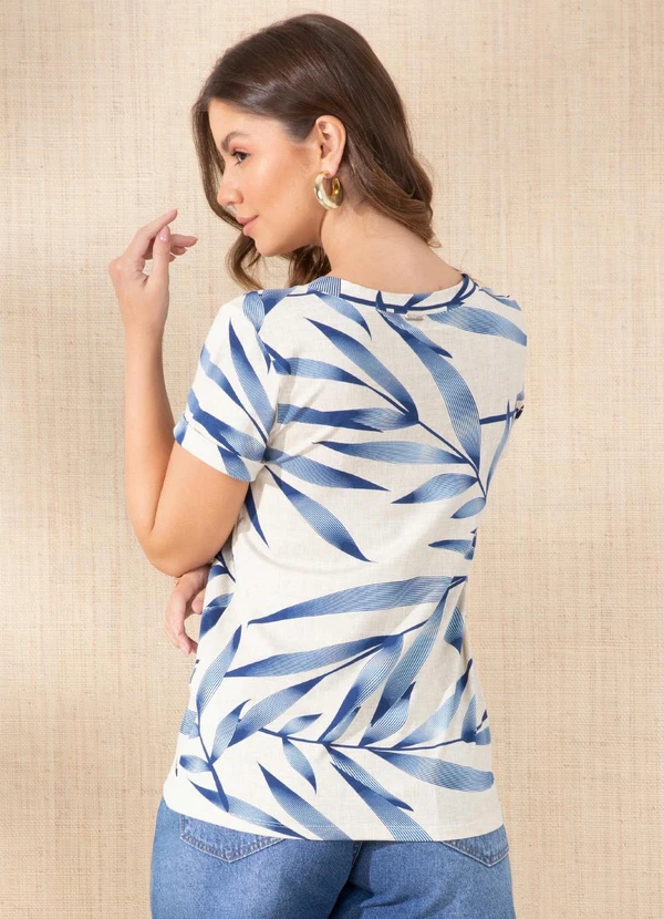 Quintess - Blusa Folhagem Azul com Decote V e Bolso Frontal 6