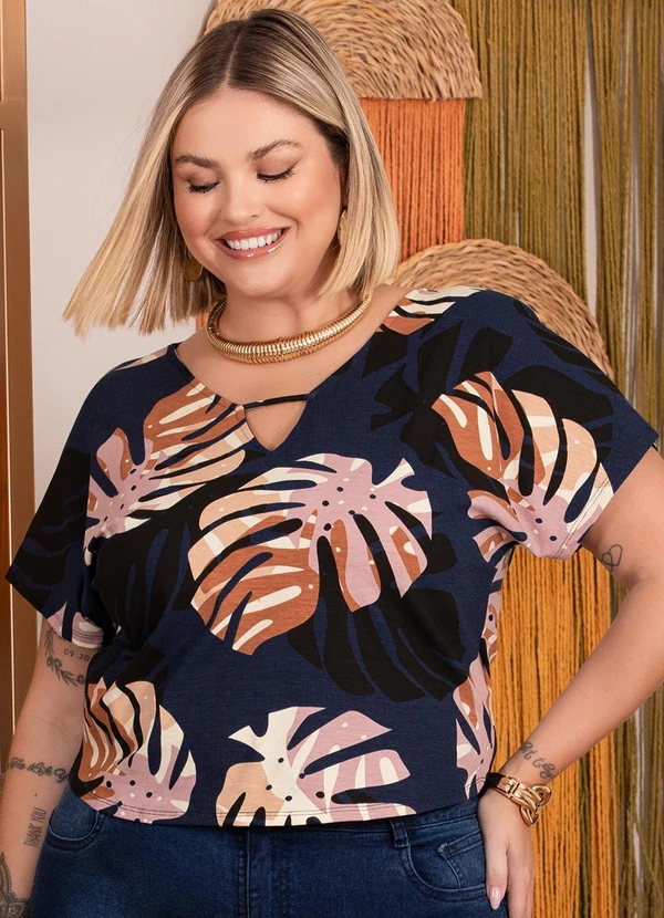 Quintess - Blusa Folhagem Marinho em Malha de Viscose 8