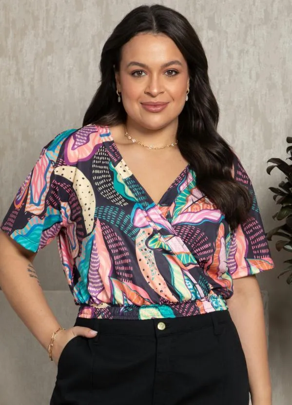 Quintess - Blusa Folhas Color com Transpasse 5