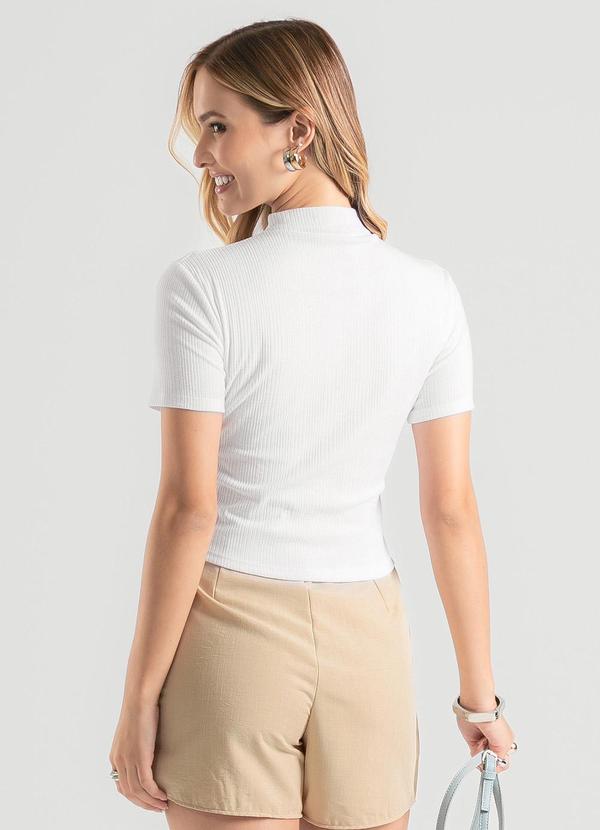 Cativa - Blusa Gola Alta em Canelado Branco 2