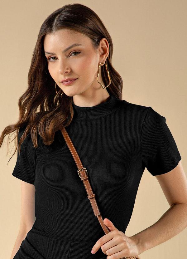 Use Modo - Blusa Gola Alta Preto
