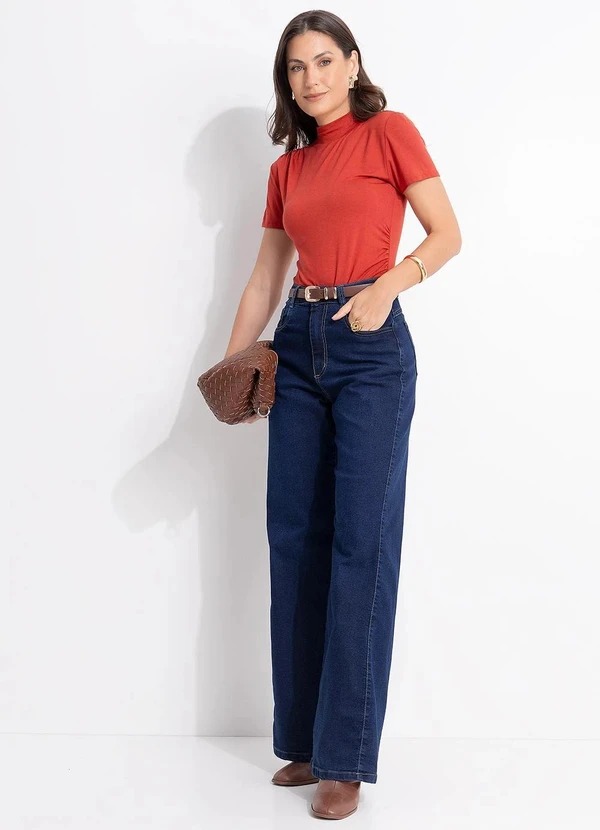 Quintess - Blusa Gola Alta Terracota em Malha de Viscose com Botões no Ombro 7