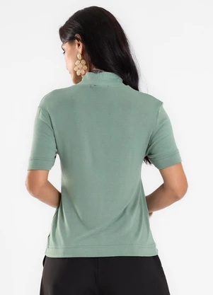Endless - Blusa Gola Alta Viscotrico Básica Verde - ENDLESS