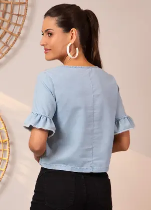 Quintess - Blusa Jeans Claro em Jeans Leve - QUINTESS