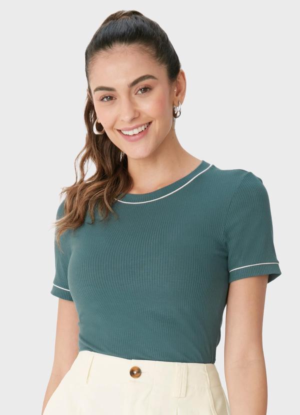 Malwee - Blusa Justa Canelada Verde