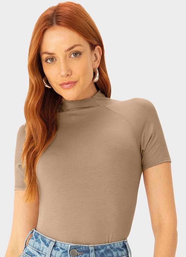 Enfim - Blusa Justa em Malha Viscose Bege