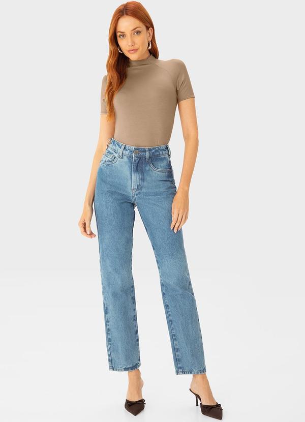 Enfim - Blusa Justa em Malha Viscose Bege 2