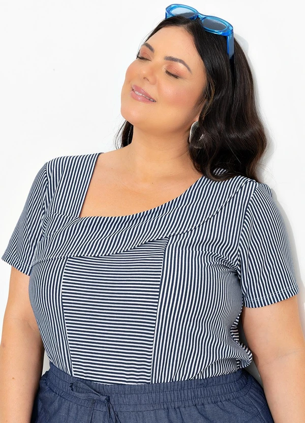 Marguerite - Blusa Listrada Azul em Malha Listrada.