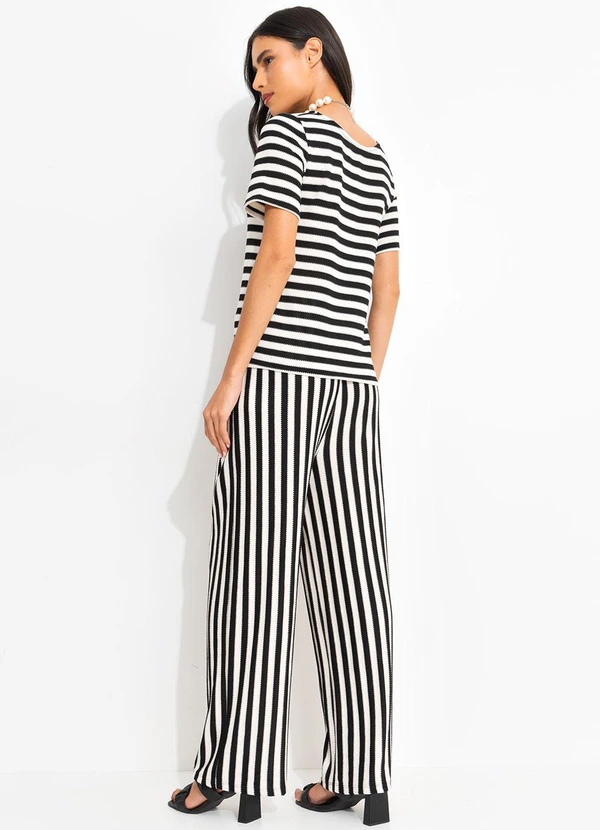 Quintess - Blusa Listrado Preto e Branco em Malha Tricô 5
