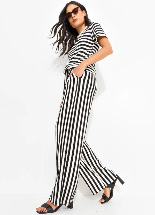 Quintess - Blusa Listrado Preto e Branco em Malha Tricô 3