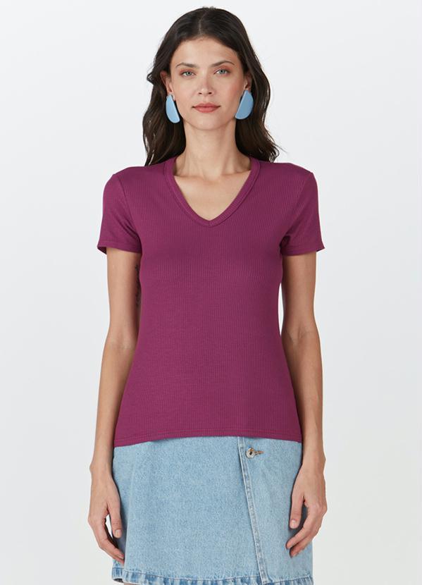 Malwee - Blusa Malha Canelada de Viscose Gola V Roxo