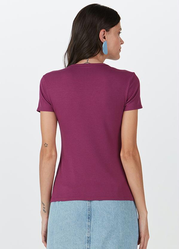 Malwee - Blusa Malha Canelada de Viscose Gola V Roxo 4