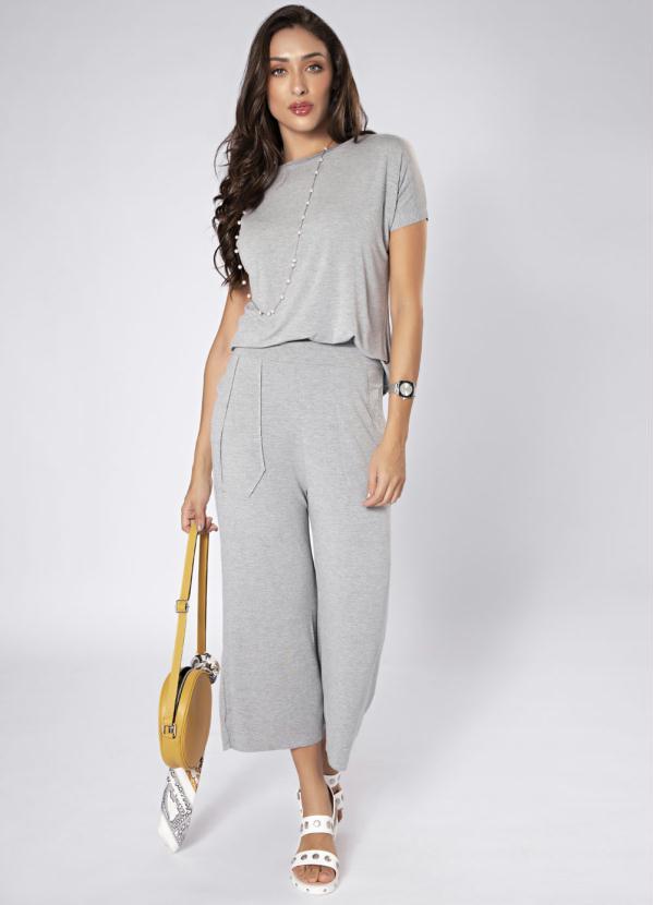 Preview - Blusa Manga Curta com Fenda Cinza 3