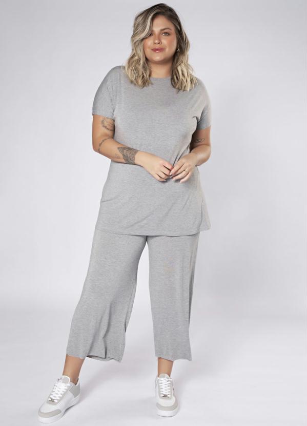 Preview - Blusa Manga Curta com Fenda Cinza 7