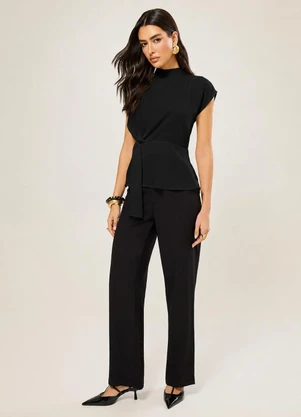Naguchi - Blusa Manga Curta com Transpasse Preto - NAGUCHI
