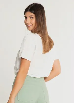 Lunender Feminina - Blusa Manga Curta em Viscose Básica Off White - LUNENDER FEMININA