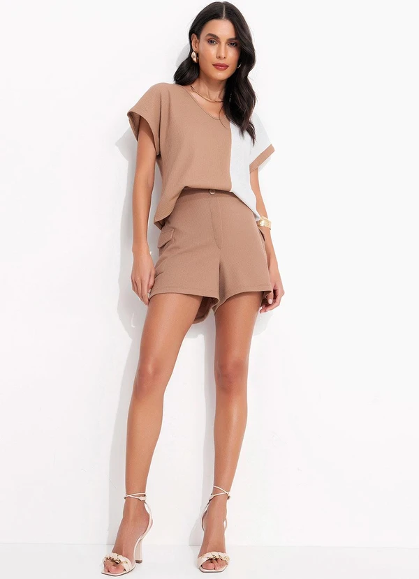 Quintess - Blusa Marrom Claro em Malha Texturizada