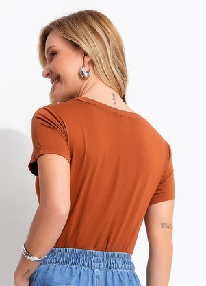 Quintess - Blusa Marrom em Malha de Viscose - QUINTESS