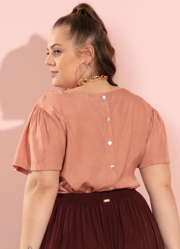 Quintess - Blusa Nude com Abertura em Botões Costas 6