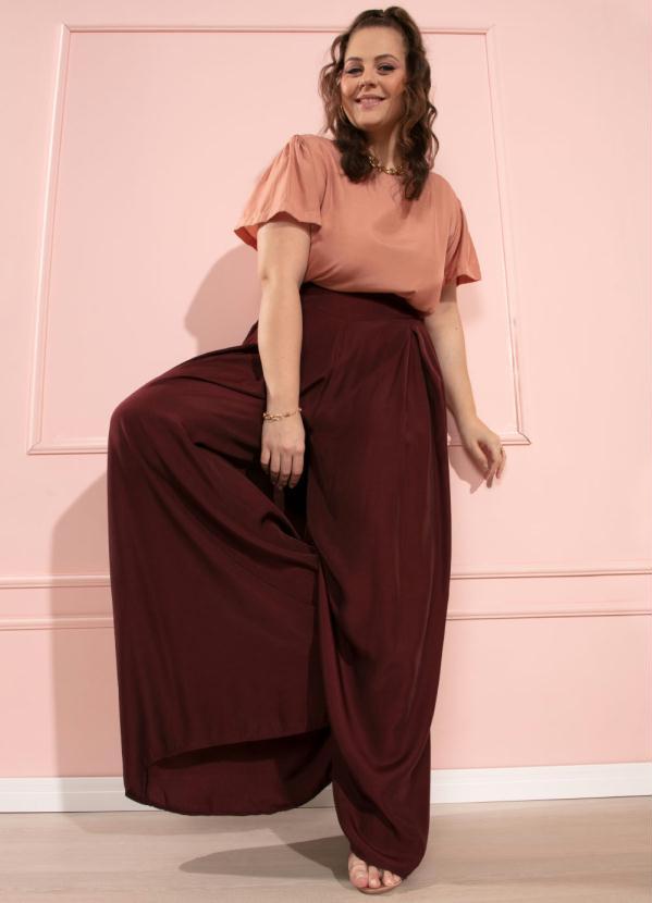 Quintess - Blusa Nude com Abertura em Botões Costas 9