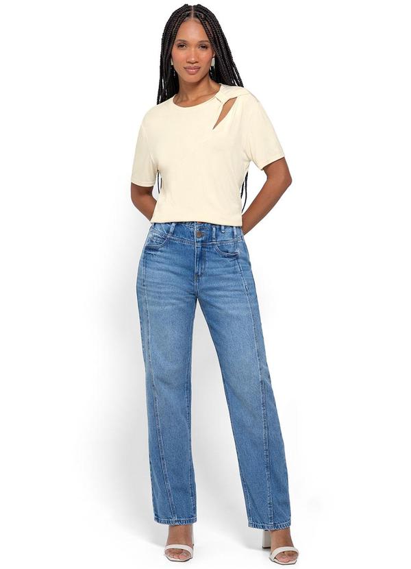 Enfim - Blusa Off White Ampla Cut Out