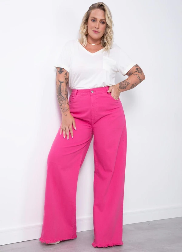 Quintess - Blusa Off White com Decote V e Bolso Frontal 17