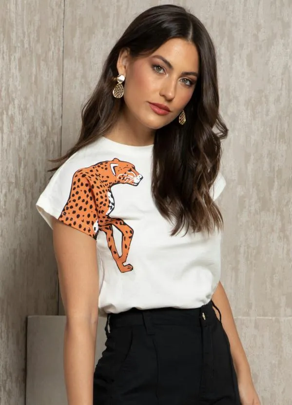 Quintess - Blusa Off White com Estampa Frontal