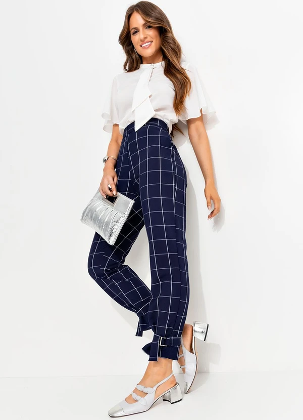 Quintess - Blusa Off White em Crepe Plano 3