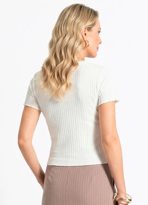 Quintess - Blusa Off White em Malha Canelada - QUINTESS