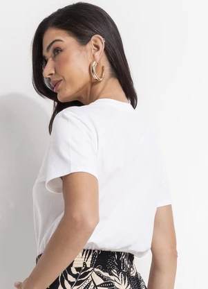 Quintess - Blusa Off White em Malha de Algodão Penteado - QUINTESS
