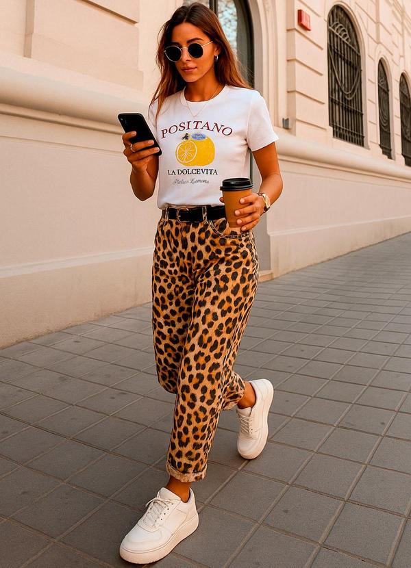 Quintess - Blusa Off White em Malha de Algodão Penteado 7