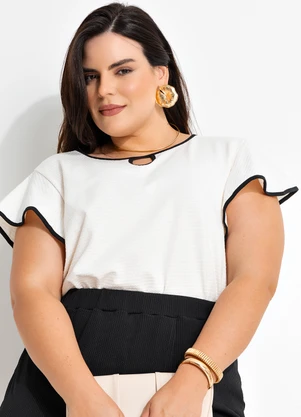 Marguerite - Blusa Off White em Malha Texturizada - MARGUERITE