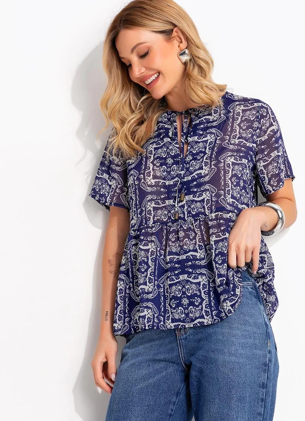 Quintess - Blusa Paisley Azul em Chiffon com Amarração e Estilo Boho 6