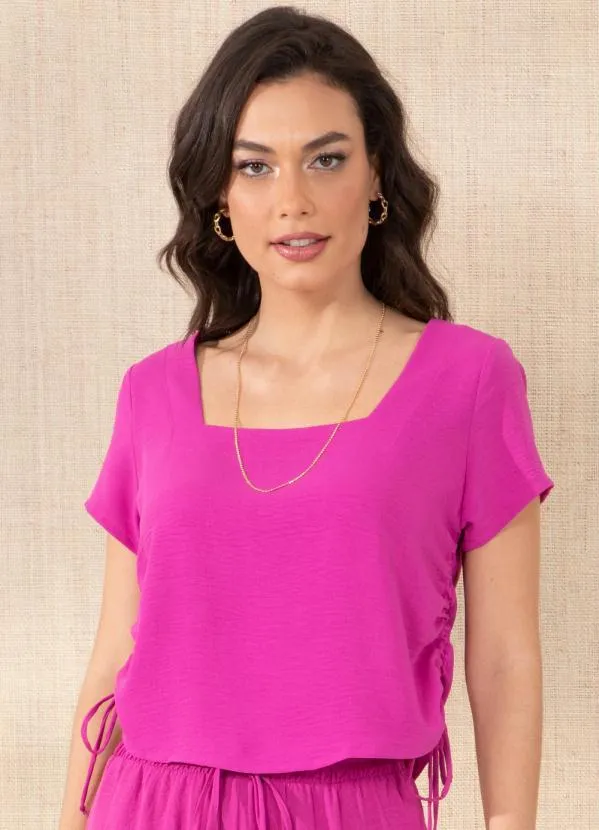 Queima Estoque - Blusa Pink com Ajuste na Lateral