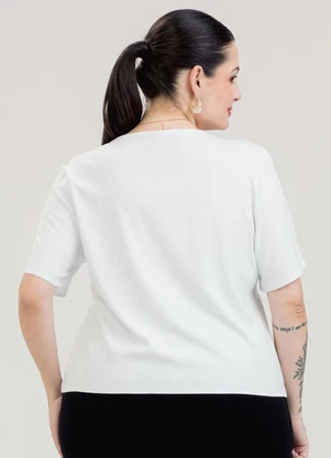 Cativa - Blusa Plus Size em Viscose Branco - CATIVA