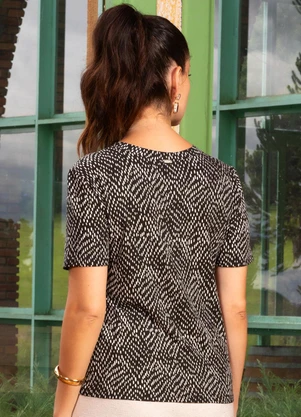 Quintess - Blusa Poá Ondulado em Malha de Viscose - QUINTESS