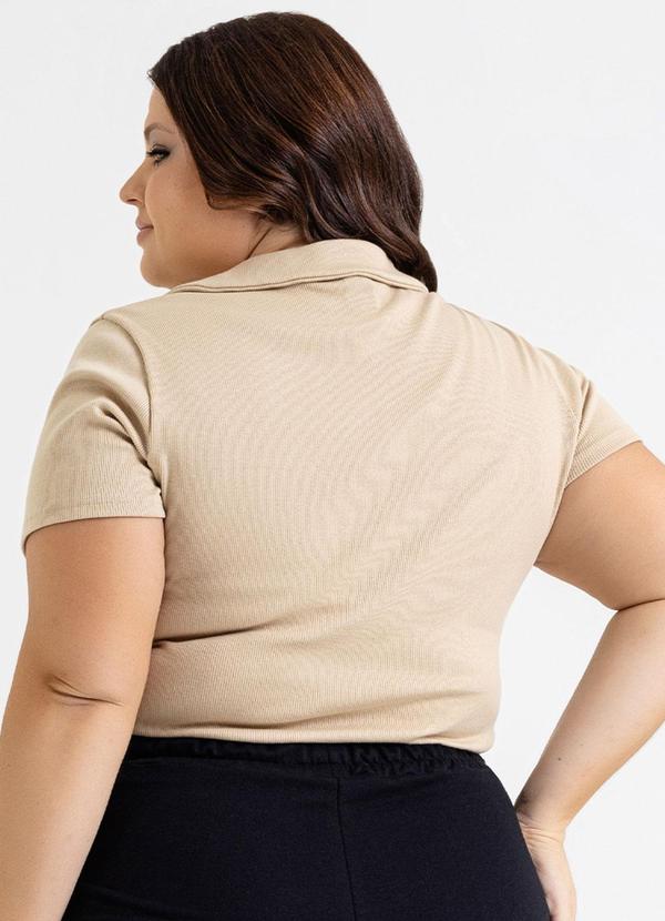 Just Basic - Blusa Polo em Ribana Básica Marrom 5