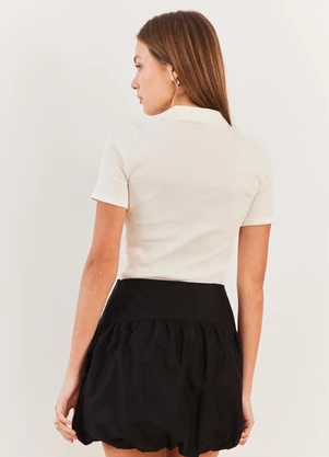 Sofie - Blusa Polo Reta Canelada Manga Curta Urban Codes - - SOFIE