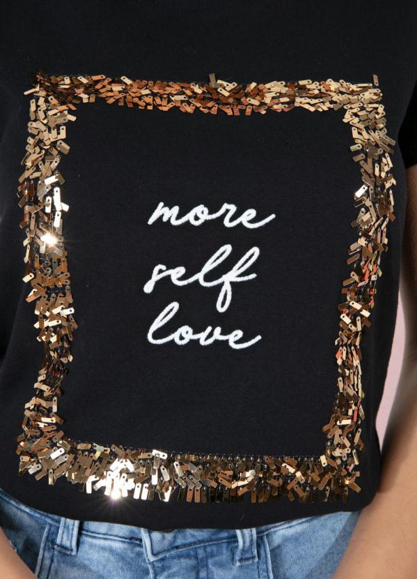 Quintess - Blusa Preta Bom Bordado Frente 7