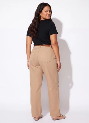 Quintess - Blusa Preta com Bordado em Ramos - QUINTESS