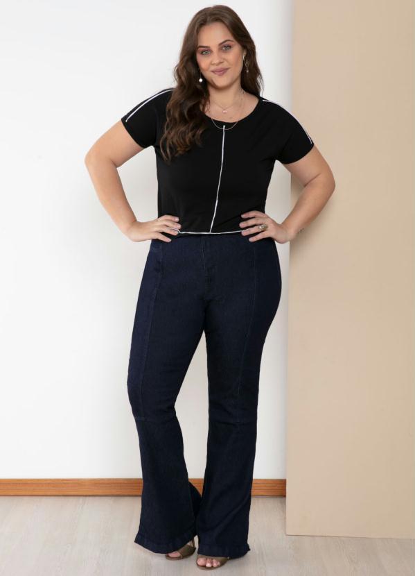 Quintess - Blusa Preta com Detalhes Brancos 7